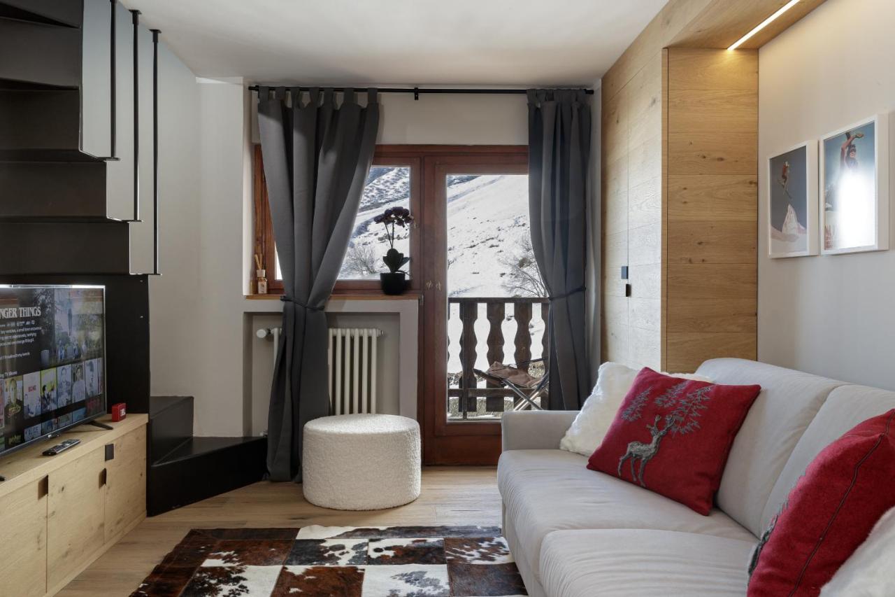 Hellochalet - Pandora Mountain View With Jacuzzi, Garage And Ski Storage Breuil-Cervinia Exterior foto